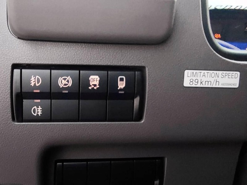 Mitsubishi Canter 4C15e/34 Cab Comfort batteria M