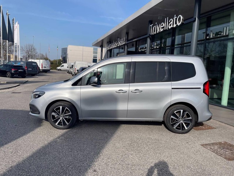 Mercedes Classe T long 180 sport diesel argento