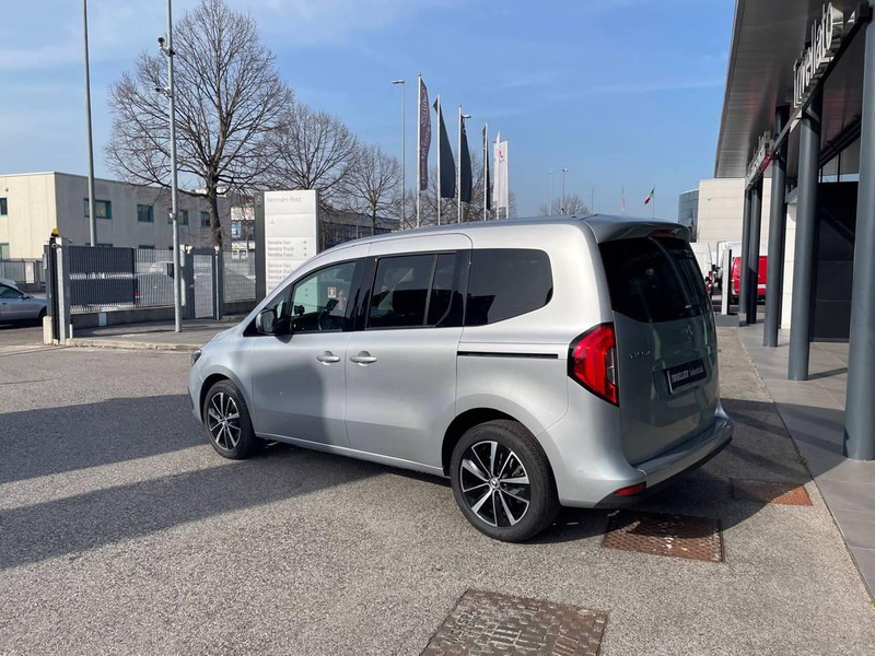 Mercedes Classe T long 180 sport diesel argento