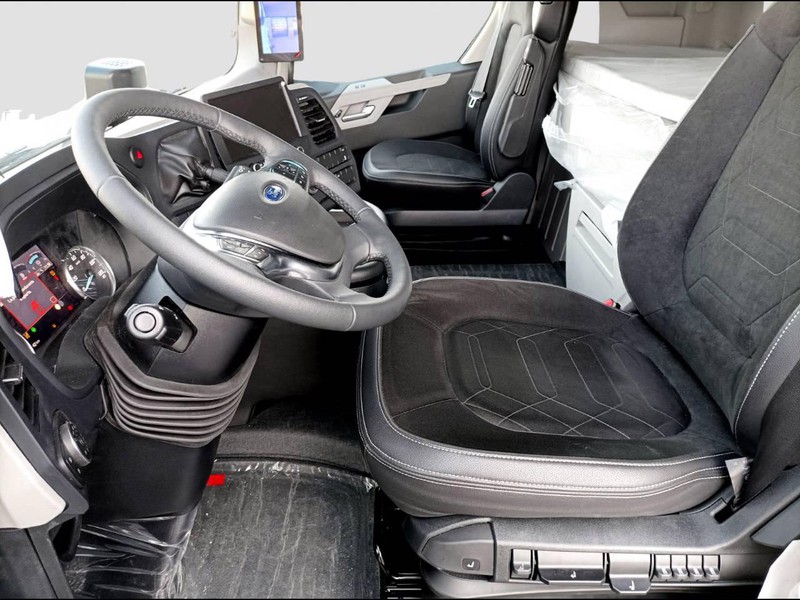 Ford Trucks F-max Comfort - Mega Cab - Con EHPAS