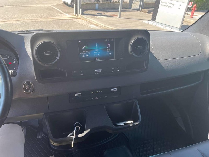 Mercedes Sprinter 319 2.0 cdi f 43/35 rwd h2 9g-tronic diesel nero