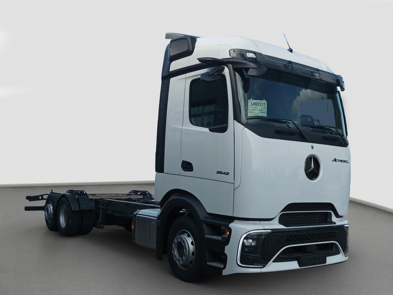 Mercedes Actros New L ProCabin 2542 L