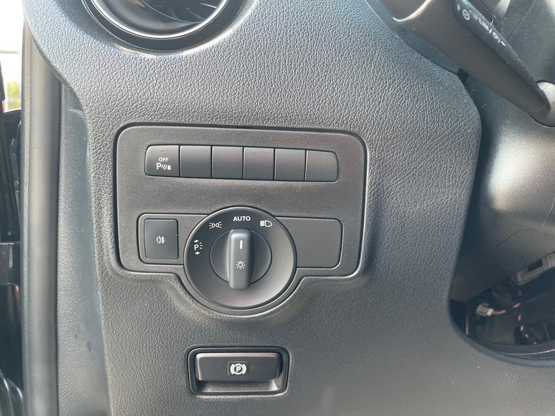 Mercedes Vito 114 cdi long auto my20 diesel nero