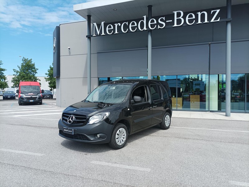 Mercedes Citan 109 cdi long blueff. e6 diesel nero