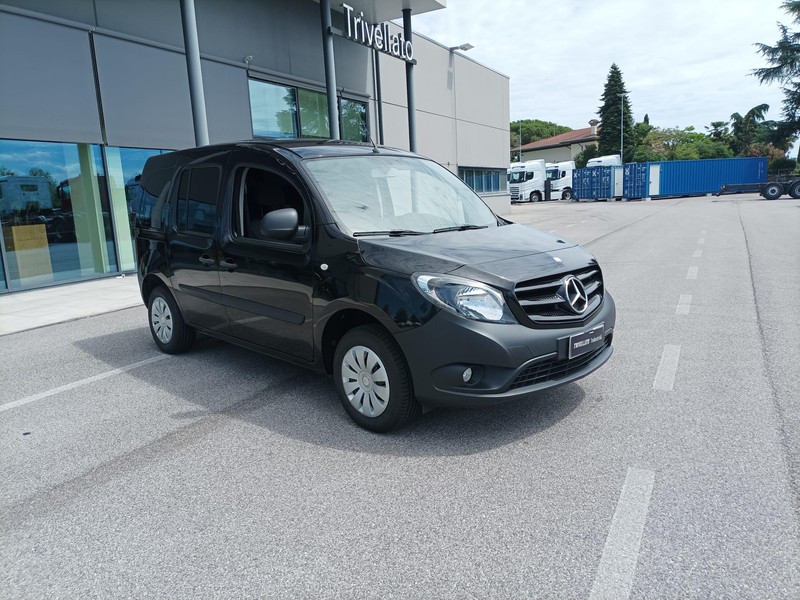 Mercedes Citan 109 cdi long blueff. e6 diesel nero