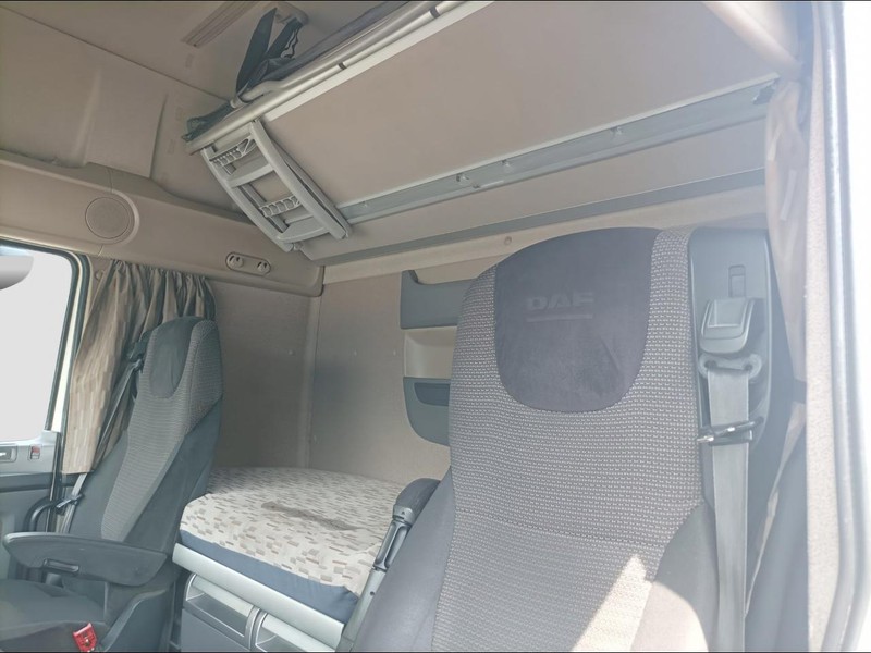 DAF FT XF mx-11 far 6x2 sp. cab