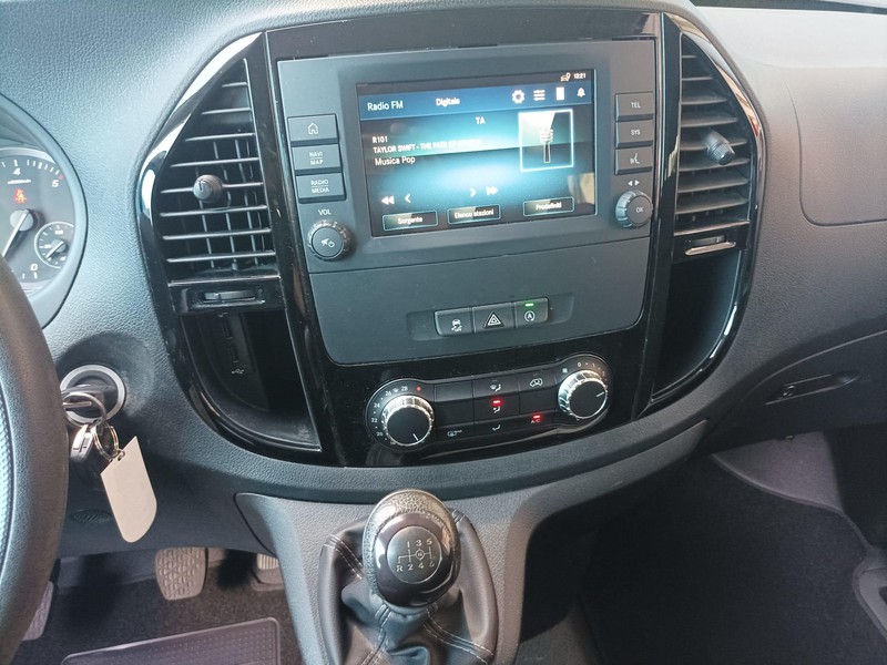 Mercedes Vito 110 cdi compact mixto diesel bianco