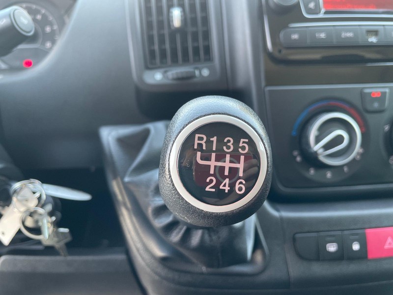 Peugeot Boxer 435 2.2 bluehdi 165cv s&s l3 furg.squad. onnicar (premium) diesel bianco
