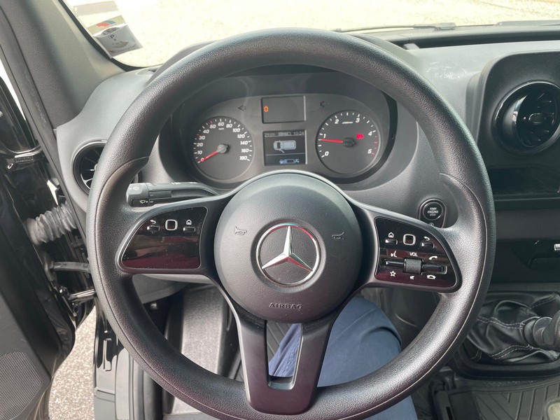 Mercedes Sprinter 317 2.0 cdi f 37/35 rwd h2