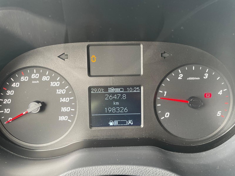 Mercedes Sprinter 317 2.0 cdi f 37/35 rwd h2