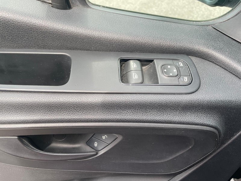 Mercedes Sprinter 317 2.0 cdi f 37/35 rwd h2