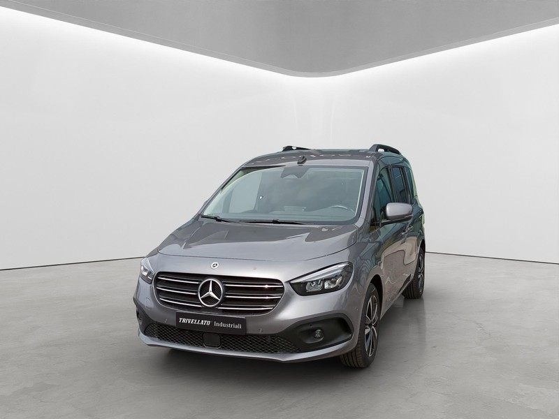 Mercedes Classe T 180 d diesel grigio
