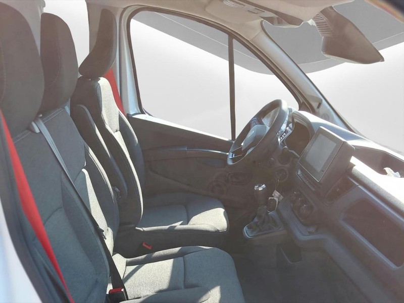 Renault Trafic RED 2026 - VAN E6 - L2H1