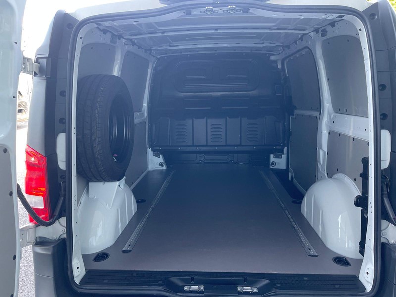 Mercedes Vito 116 cdi compact pro auto my20 diesel bianco