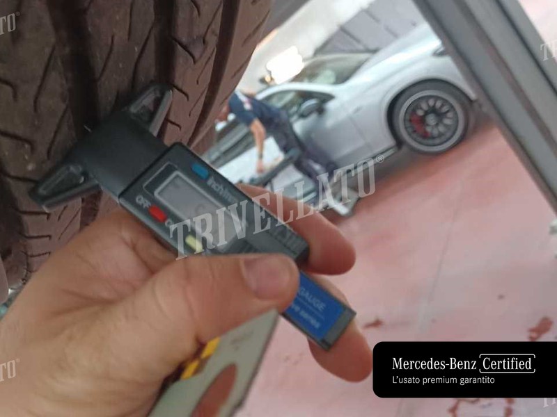Mercedes GLC 220 d amg line premium 4matic auto ibrido nero