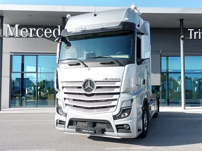 Mercedes Actros