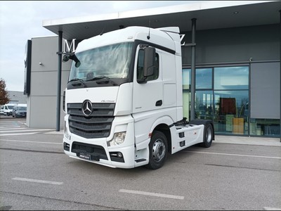 Mercedes Actros