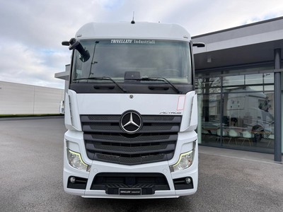 Mercedes Actros