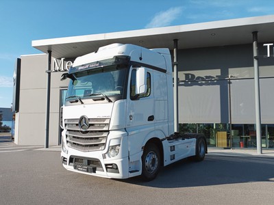 Mercedes Actros