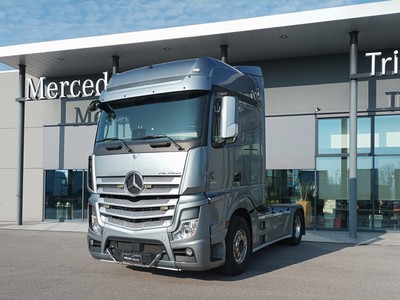 Mercedes Actros