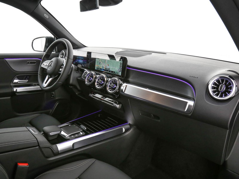 Mercedes EQB 250+ sport elettrica nero