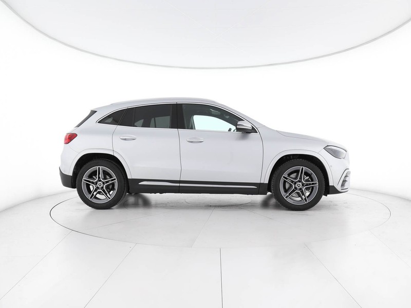 Mercedes GLA 200 d Automatic diesel argento