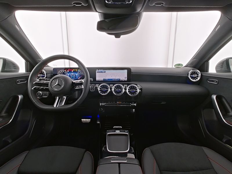 Mercedes Classe A 200 amg line advanced plus auto