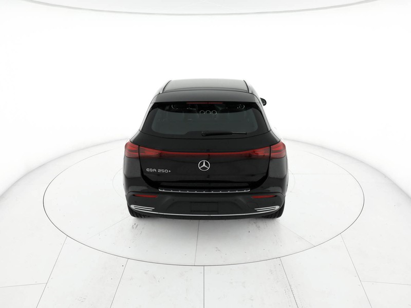 Mercedes EQA 250+ Progressive Advanced elettrica nero