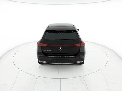 Mercedes EQA - foto 9
