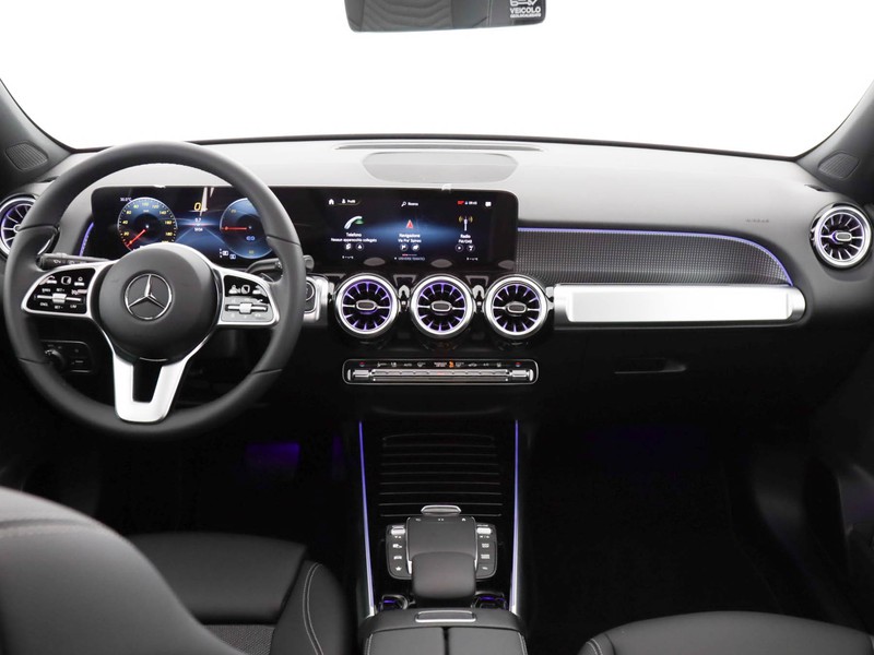 Mercedes EQB 300 sport plus 4matic 7p.ti elettrica nero