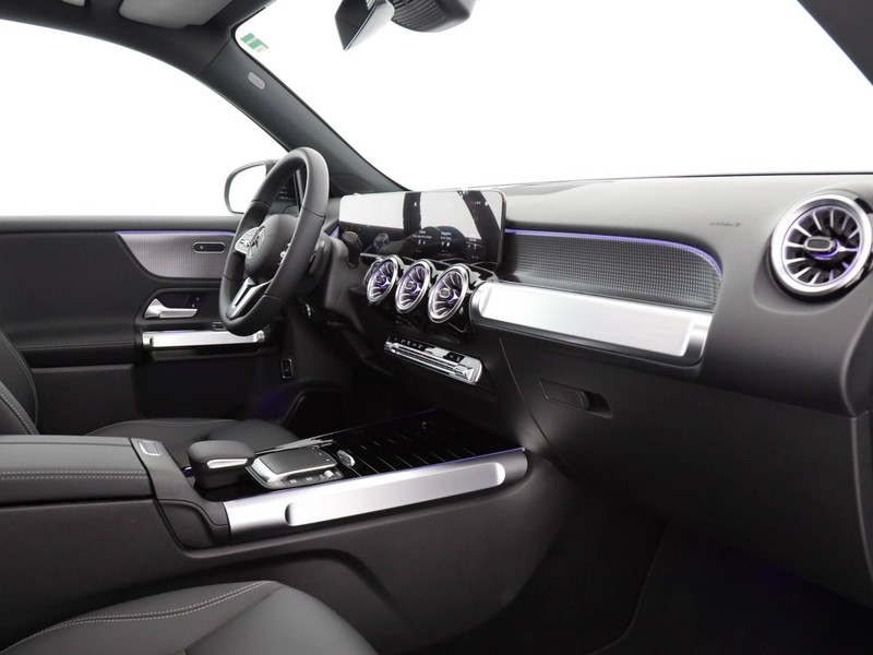 Mercedes EQB 300 sport plus 4matic 7p.ti elettrica nero