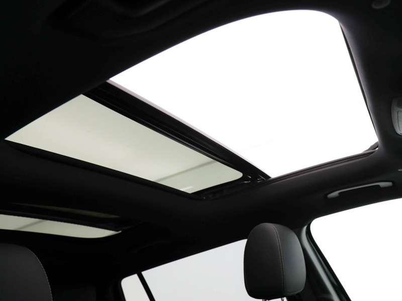 Mercedes EQB 300 sport plus 4matic 7p.ti elettrica nero