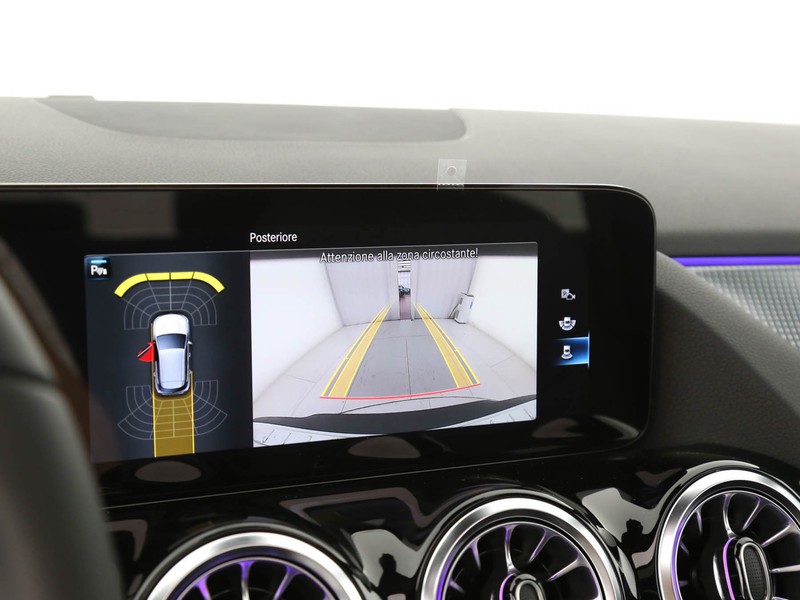 Mercedes EQA 250+ sport plus elettrica bianco