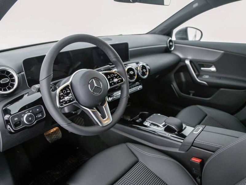 Mercedes Classe A 180 sport auto benzina grigio