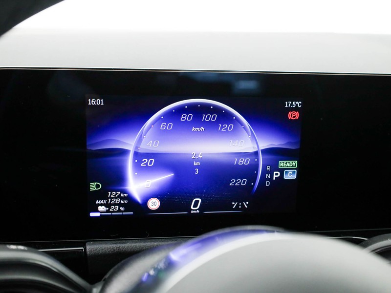 Mercedes EQA 250+ Progressive elettrica nero