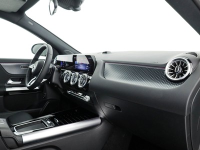 Mercedes EQA - foto 10