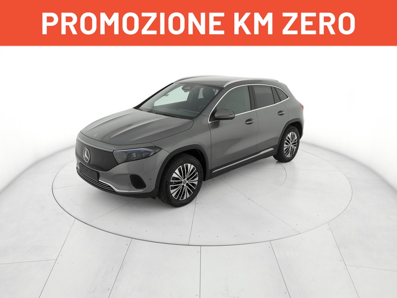Mercedes EQA 300 Progressive Advanced 4matic elettrica grigio