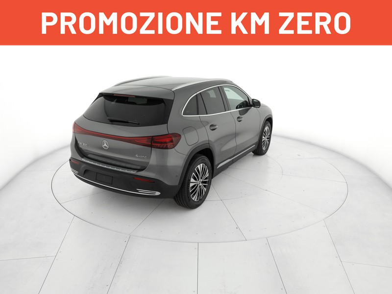 Mercedes EQA 300 Progressive Advanced 4matic elettrica grigio