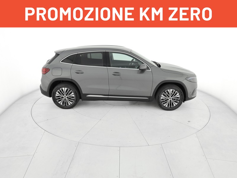 Mercedes EQA 300 Progressive Advanced 4matic elettrica grigio