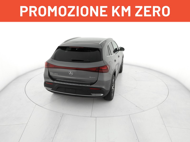 Mercedes EQA 300 Progressive Advanced 4matic elettrica grigio