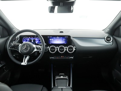 Mercedes EQA - foto 9