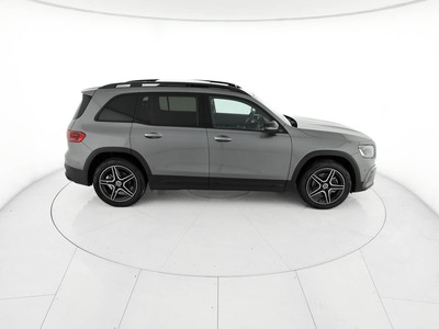 Mercedes GLB - foto 5