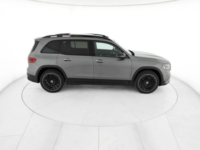 Mercedes GLB - foto 8