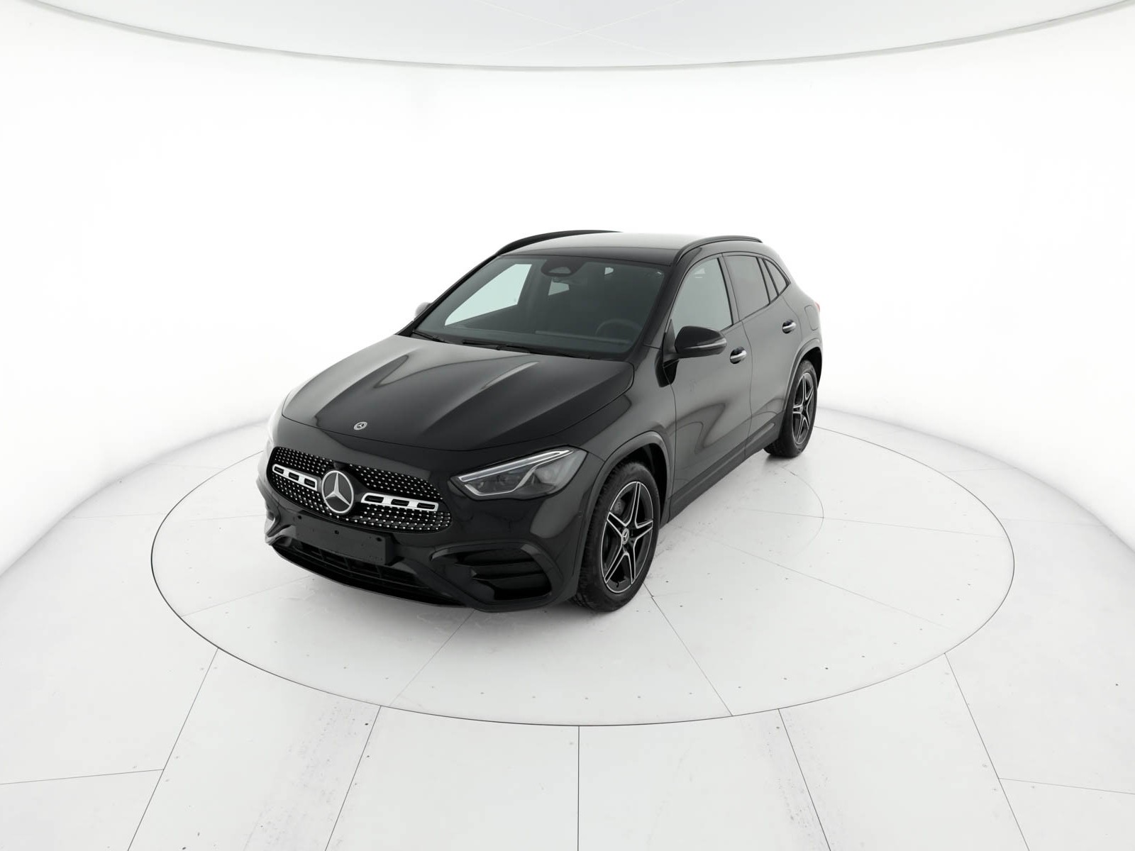 Mercedes GLA - foto principale