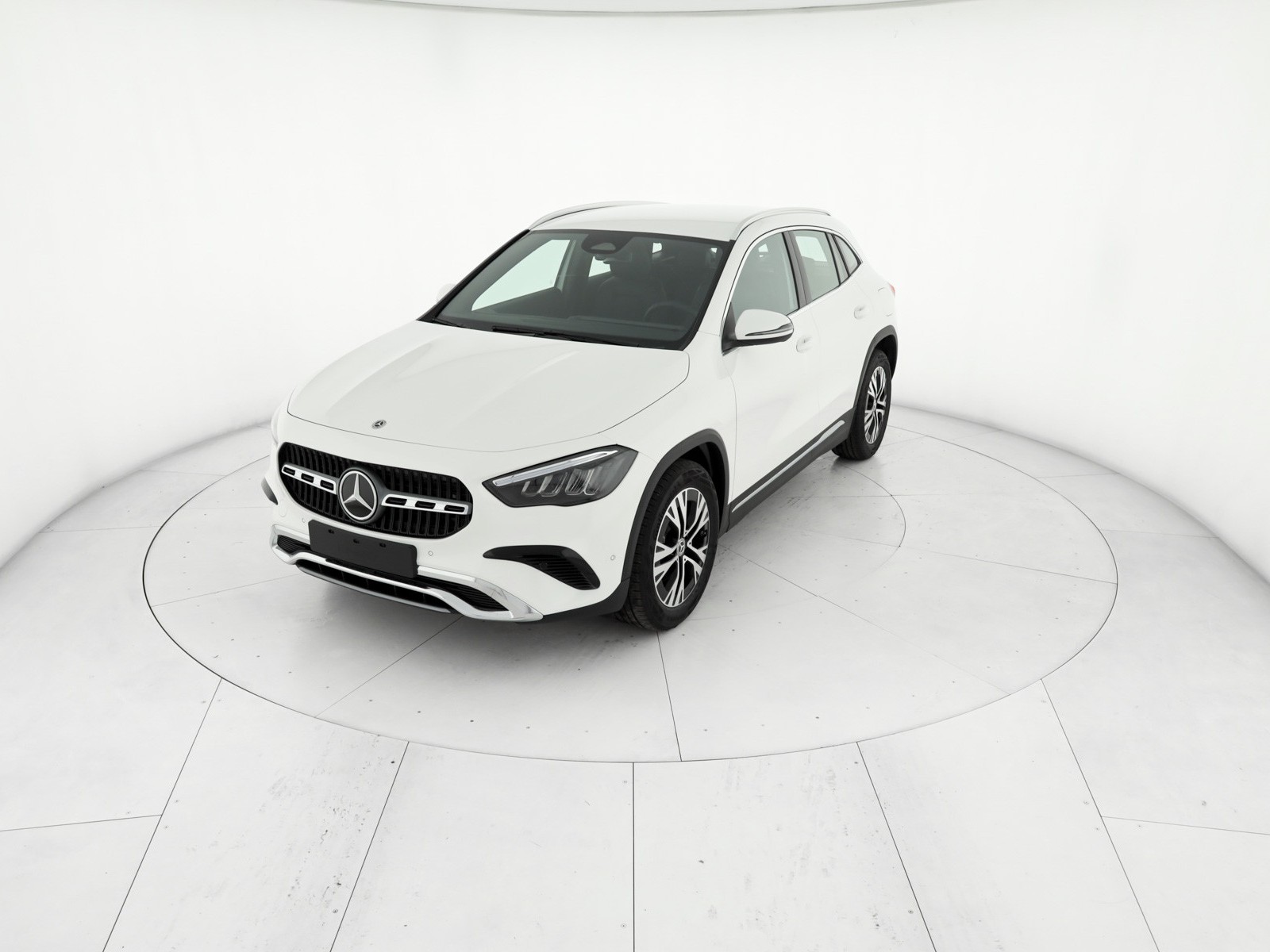 Mercedes GLA - foto principale