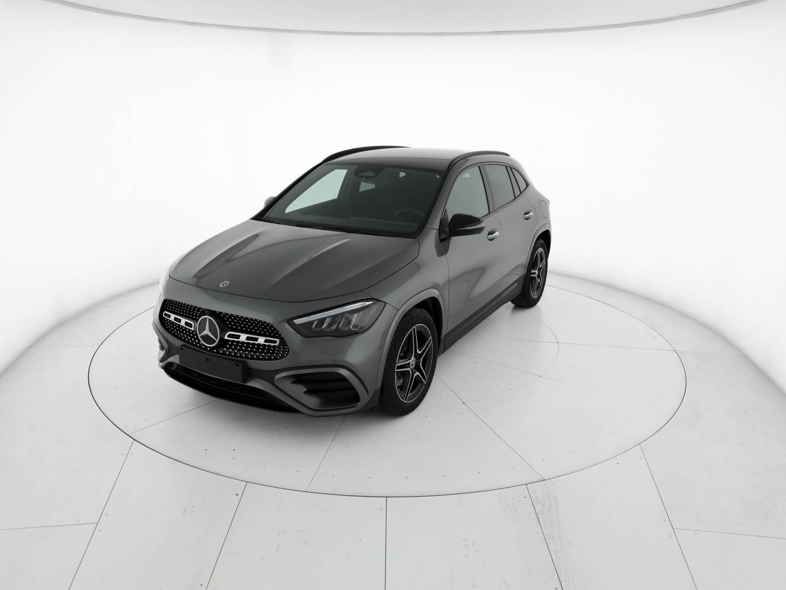 Mercedes GLA - foto principale