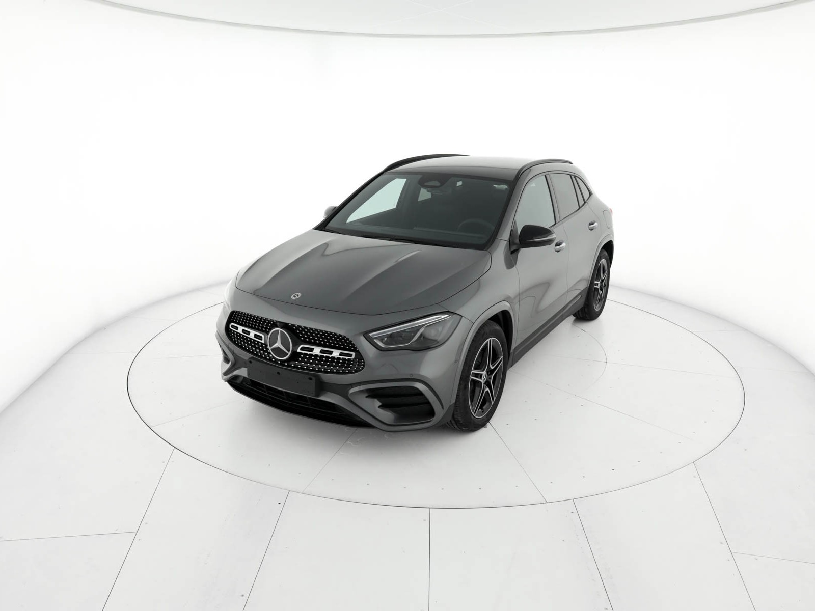 Mercedes GLA - foto principale