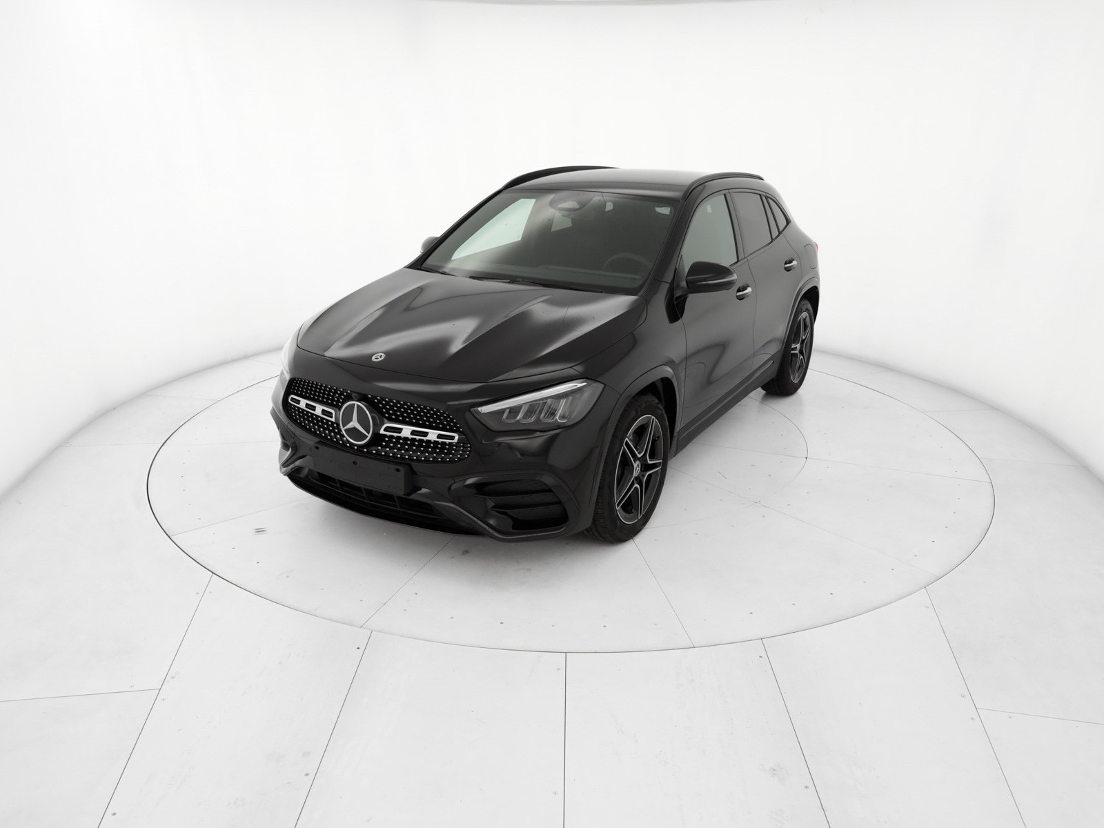 Mercedes GLA - foto principale