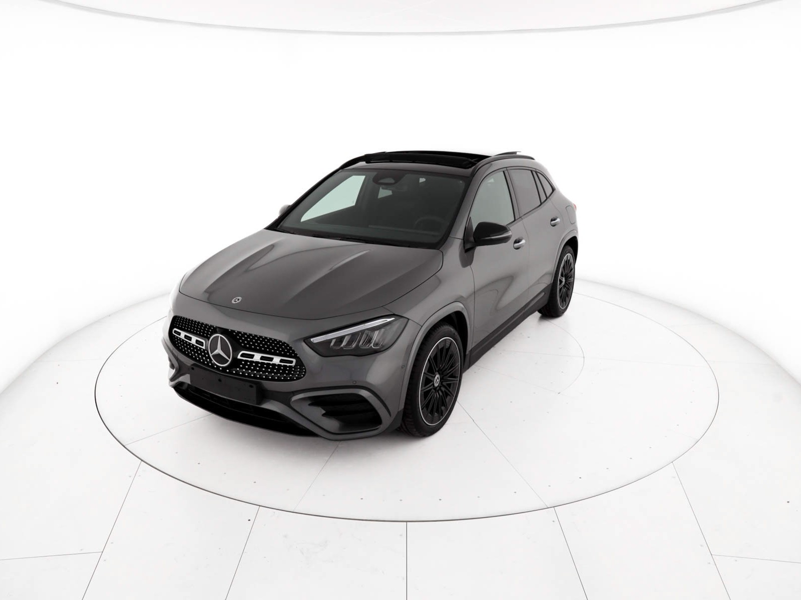 Mercedes GLA - foto principale