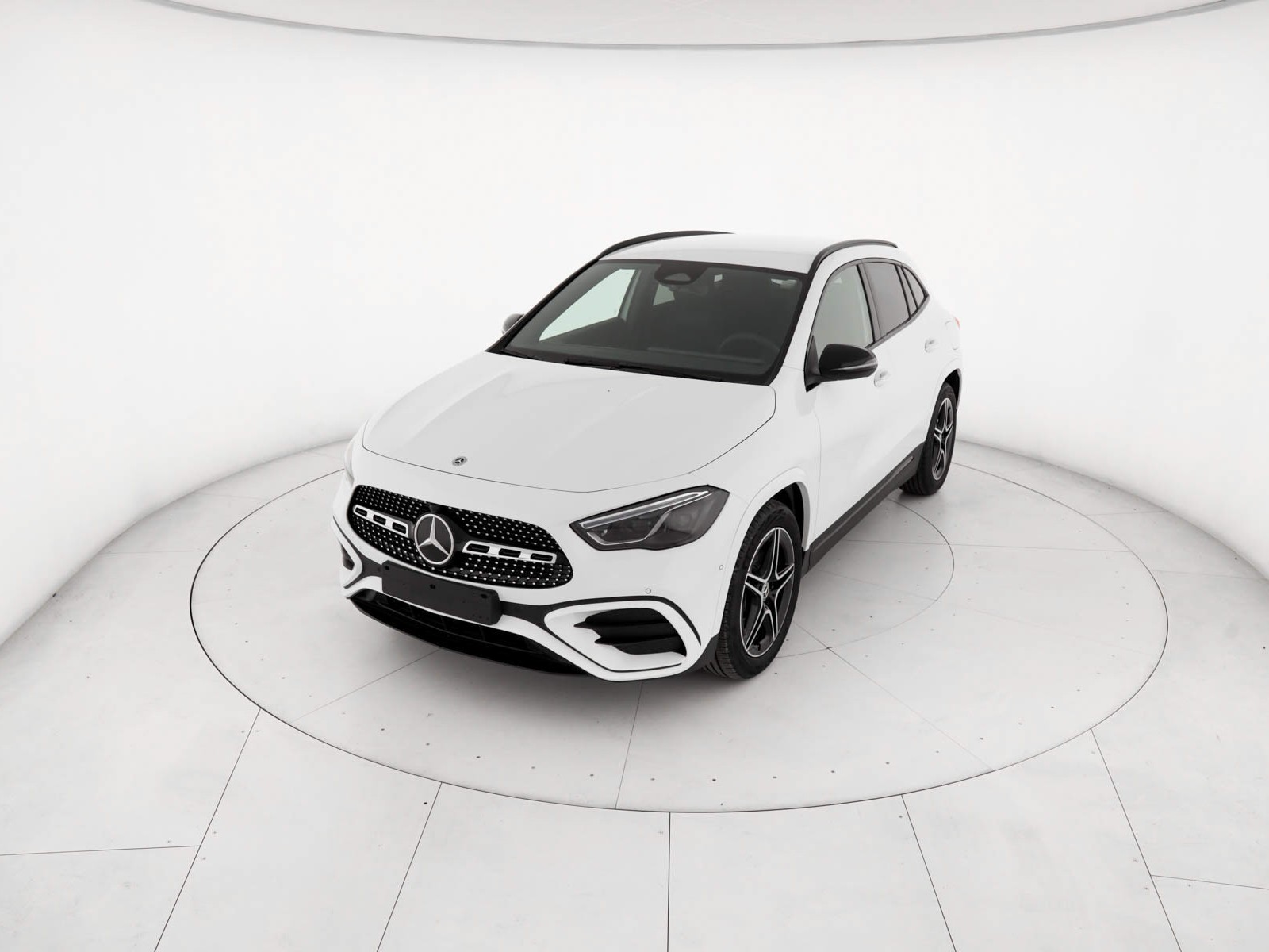 Mercedes GLA - foto principale